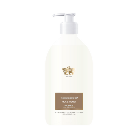 alt="Milk & Honey Body Lotion with buttery honey and creamy milk notes are accented with sweet anise, orange, cinnamon and smooth sandalwood"